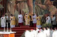 Por primera vez en la historia un Papa oficia misa al aire libre en Jerusalén