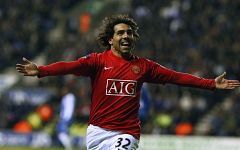 El Manchester se coloca a las puertas del título