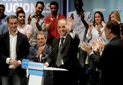 Camps critica "a los que hacen de la insidia el único camino posible"