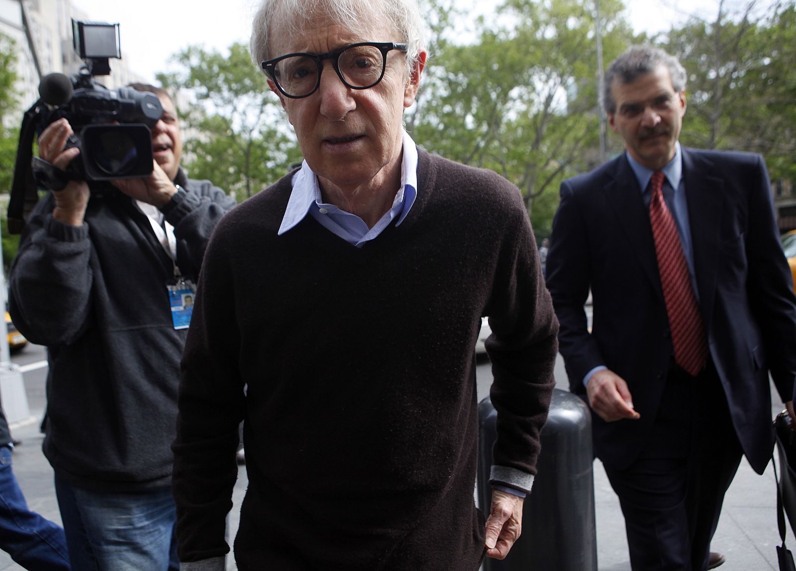 Actor and director Woody Allen arrives at a New York federal courthouse