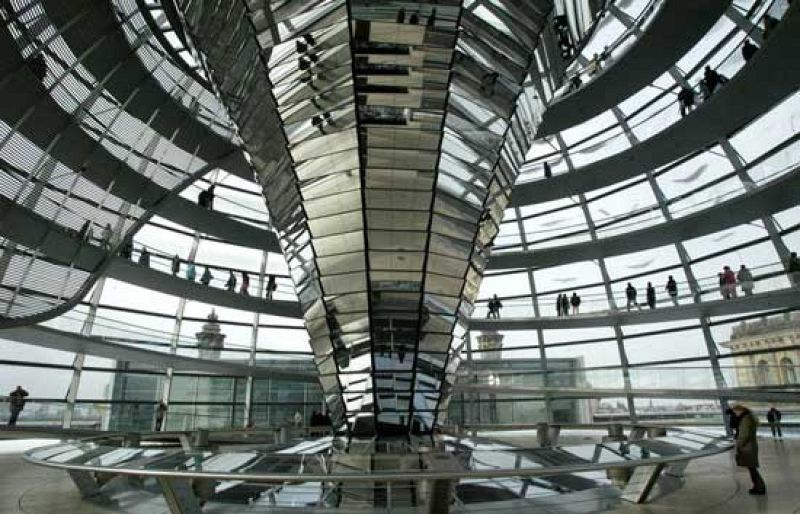 El arquitecto británico Norman Foster gana el Premio Príncipe de Asturias de las Artes 2009