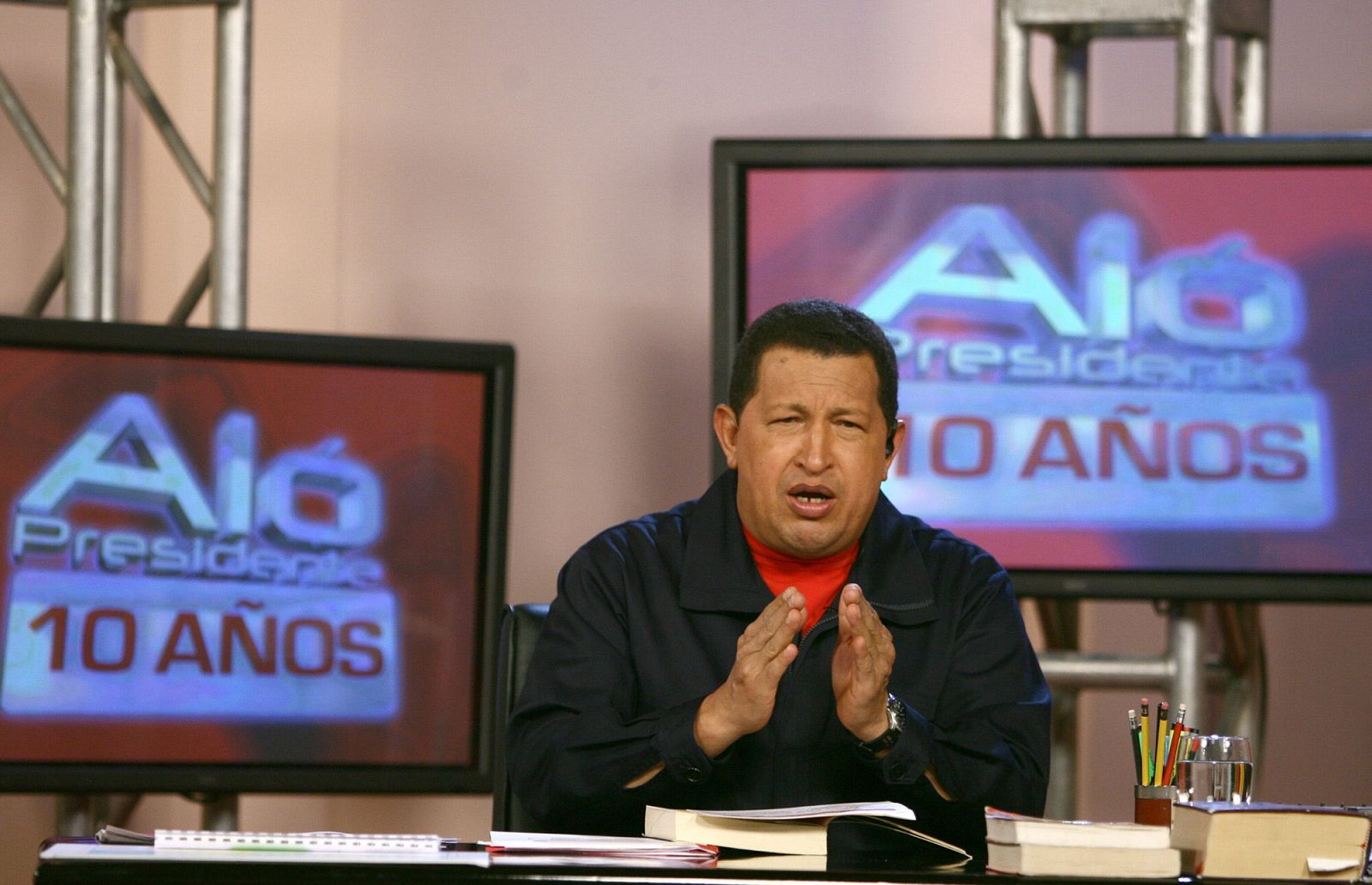 CHÁVEZ INTERVIENE CASI 8 HORAS EN PRIMER DÍA DE ESPECIAL DE "ALÓ PRESIDENTE"