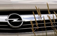 Sebastián pide a Sberbank una solución industrial, que no política para Opel