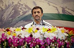 Ahmadineyad advierte que no habrá cambios en la política nuclear de Irán durante su segundo mandato