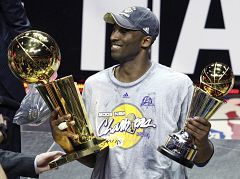 Kobe: "El equipo hizo un trabajo excepcional"