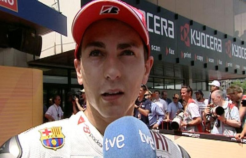 Lorenzo trata a Rossi de tú 