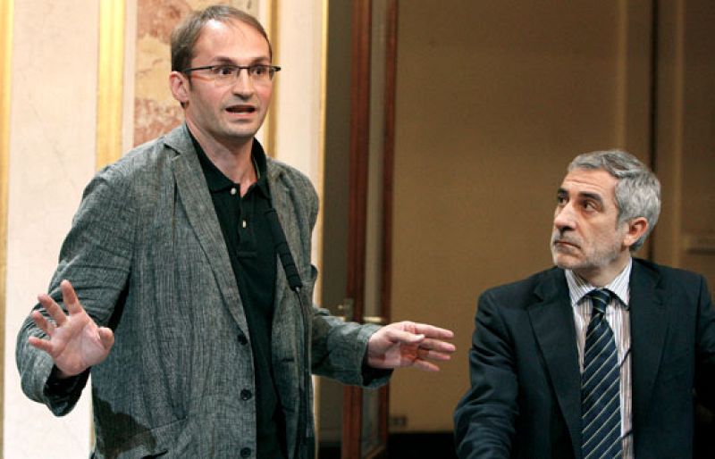 El PSOE retira la enmienda para modificar el IRPF pactada con IU-ICV para acercarse a CiU