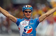 Voeckler evita la llegada al sprint