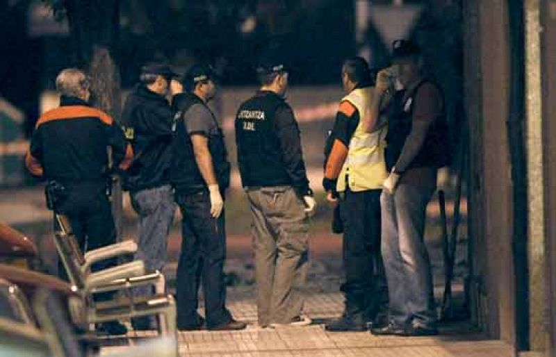 Explota un artefacto en la sede socialista de Durango en Vizcaya