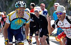 Contador vuelve a exhibir los galones