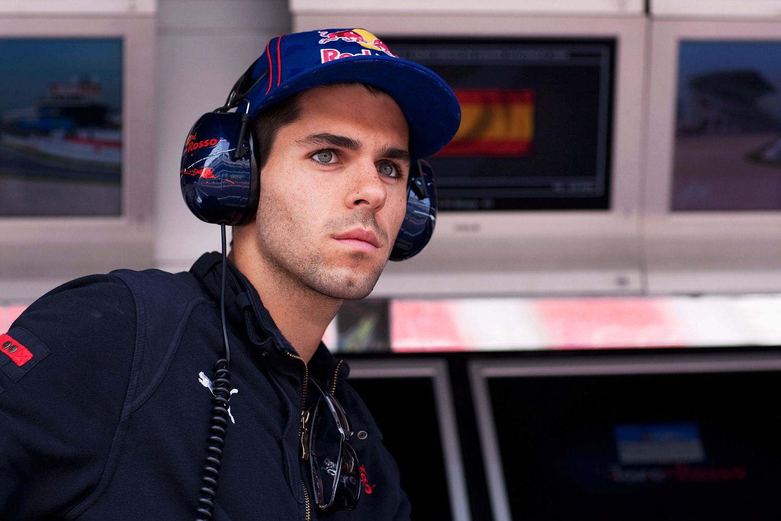 Alguersuari en el box