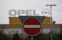 El Gobierno alemán prefiere que la canadiense Magna se haga con el control de Opel