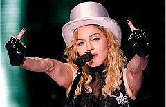 Una Madonna camaleónica sacia a sus fans en Madrid
