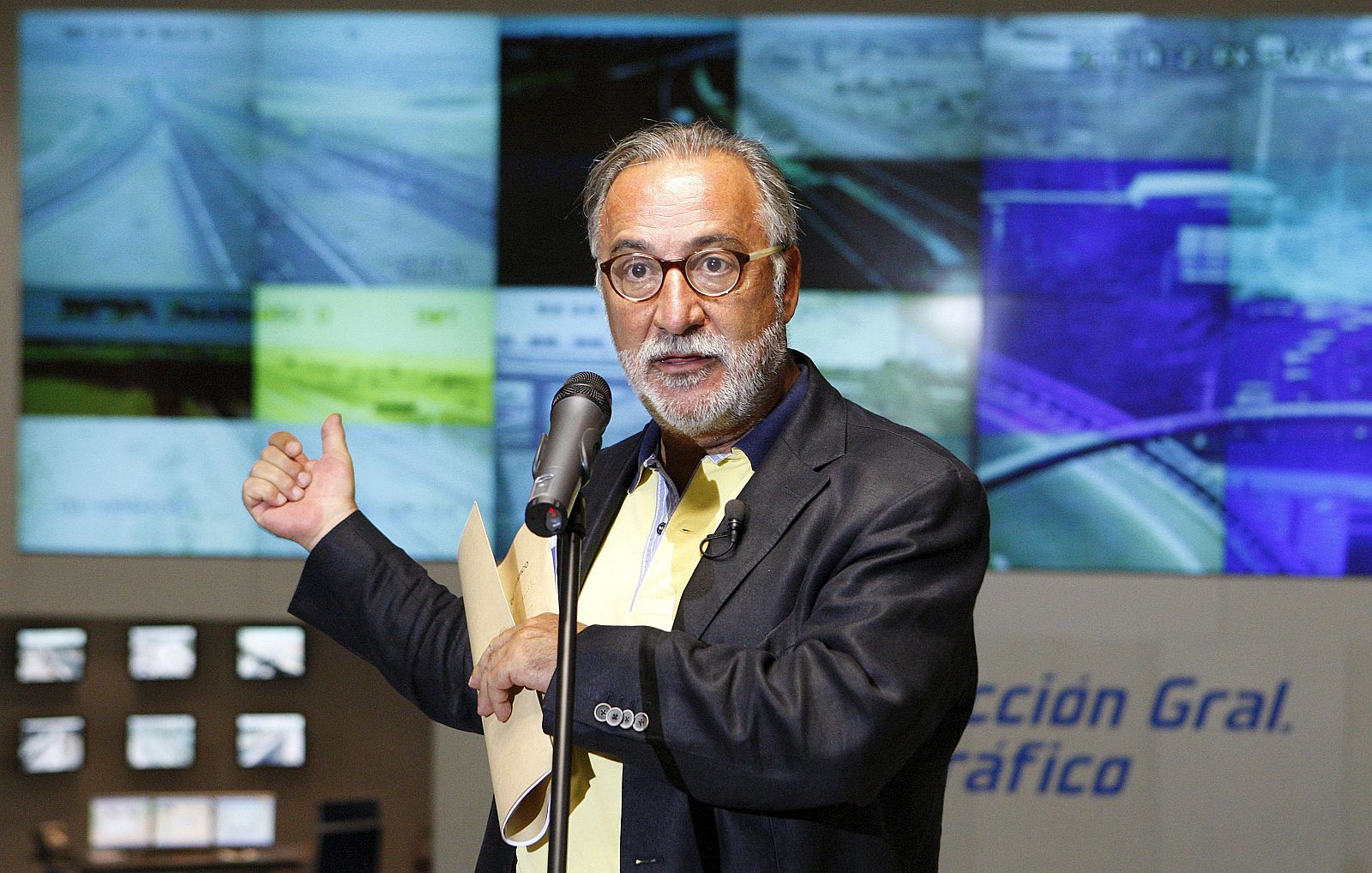 Pere Navarro califica de "tranquila" la operación salida