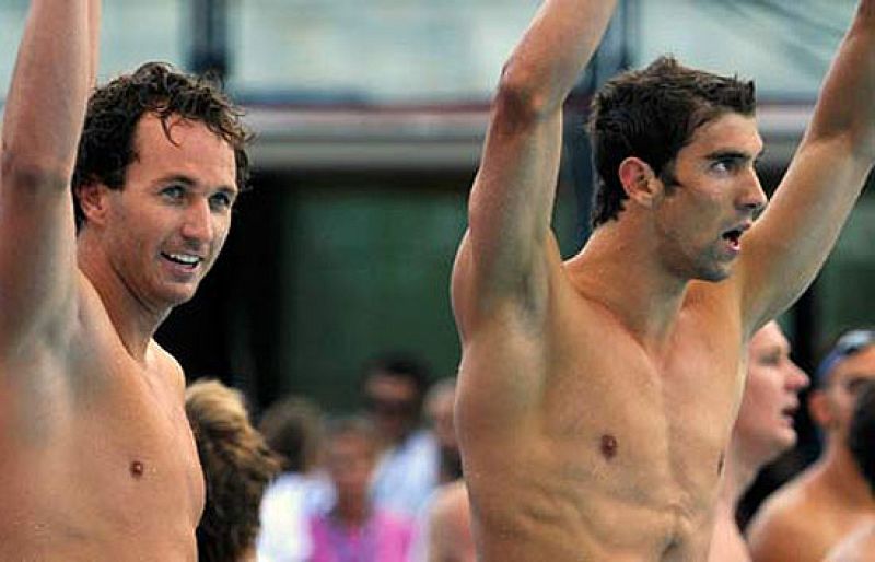 Estados Unidos hace pleno en relevos