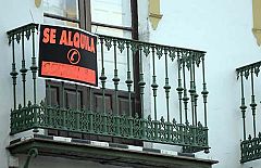 'Comando Actualidad' analiza los problemas de la vivienda e investiga el mundo de la prostitución
