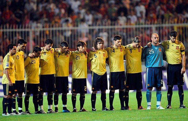 España rinde un emotivo homenaje a Jarque