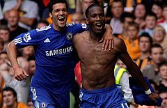Drogba le da la primera victoria al Chelsea