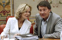 Salgado cifra en 6.000 millones la deuda de las comunidades por la caída de ingresos en el 2008