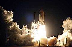 El Discovery parte para la Estación Espacial tras varios aplazamientos