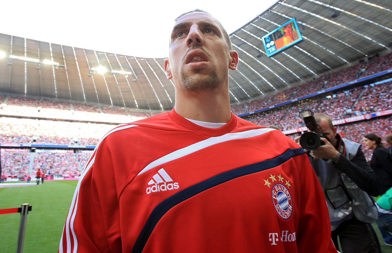 BAYERN MUNICH- VFL WOLFSBURG