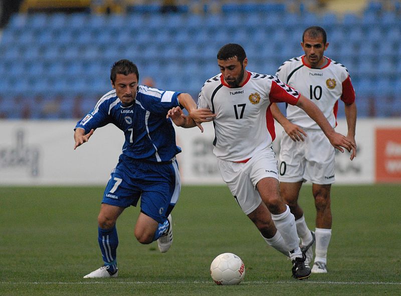 Bosnia mantiene sus opciones