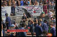 Ocho detenidos y siete heridos en enfrentamientos entre radicales y ertzainas en Lekeitio