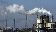 La industria española facturó un 25% menos en julio