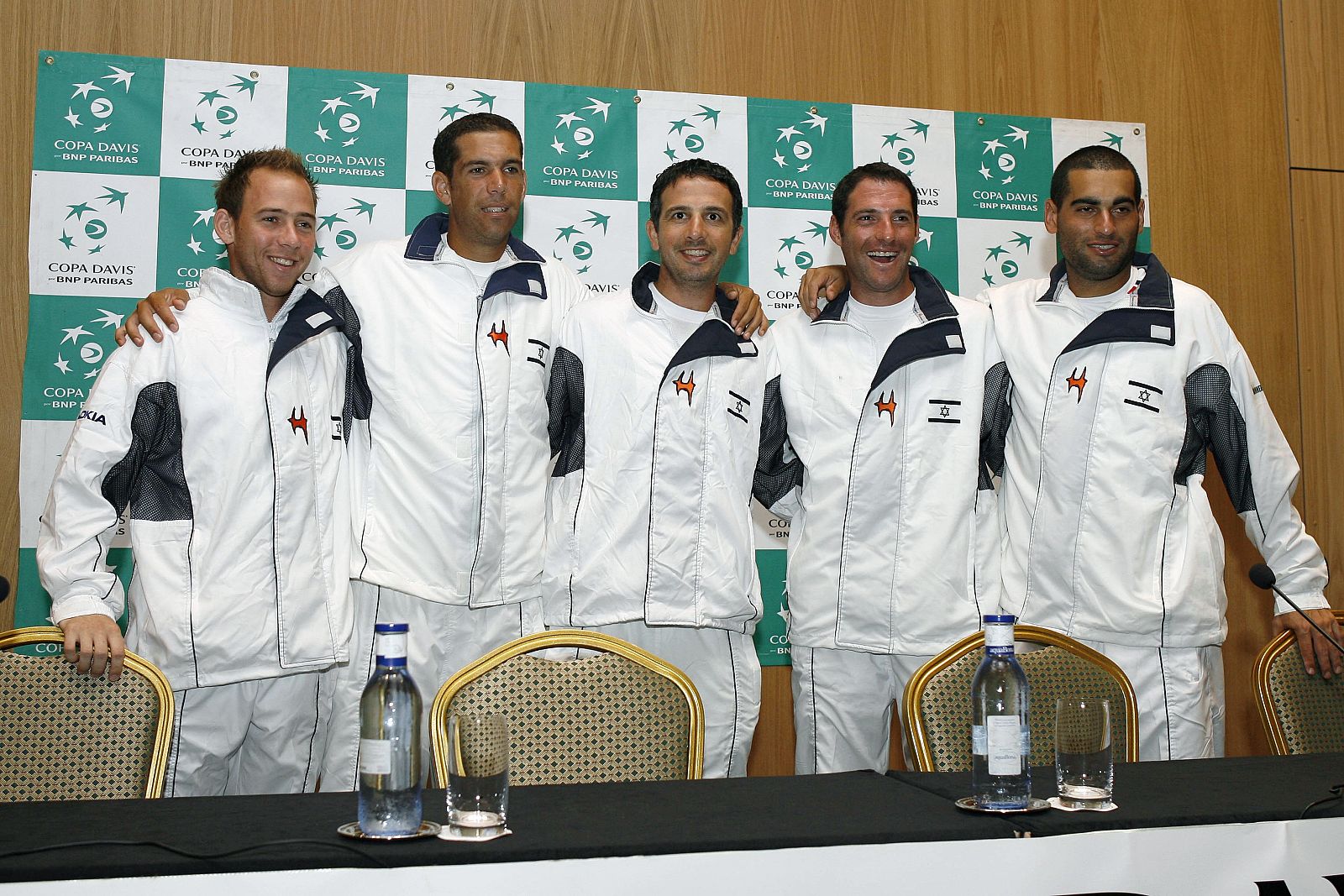 RUEDA PRENSA EQUIPO ISRAEL