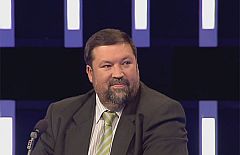 "Una reacción legal contra el transfuguismo sería probablemente inconstitucional", dice Caamaño