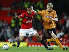 United, City y Chelsea pasan ronda en la Carling