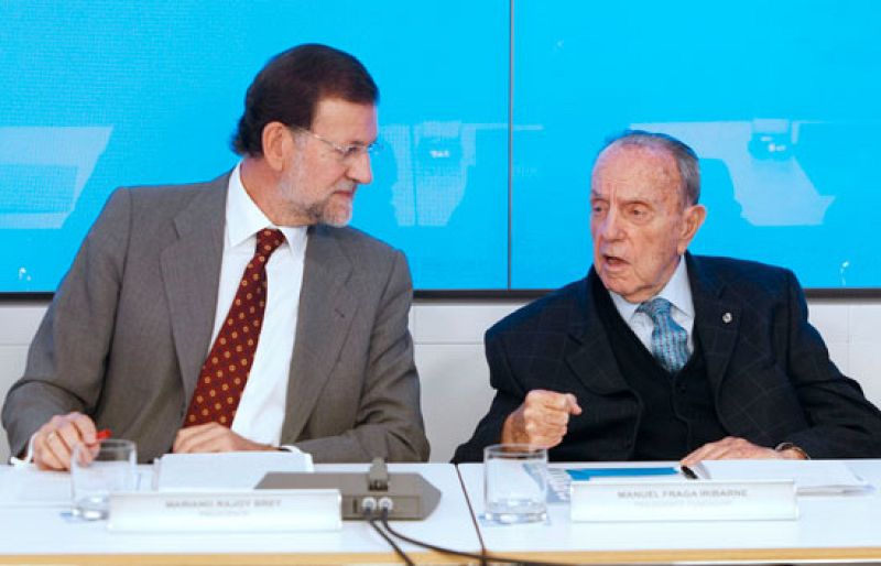 Camps asegura que Fraga está "encantado" con el Partido Popular valenciano