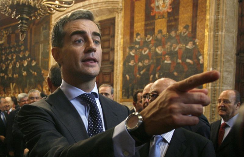 Costa asegura que Camps le ha trasladado la "confianza" en su "persona" y "gestión" 