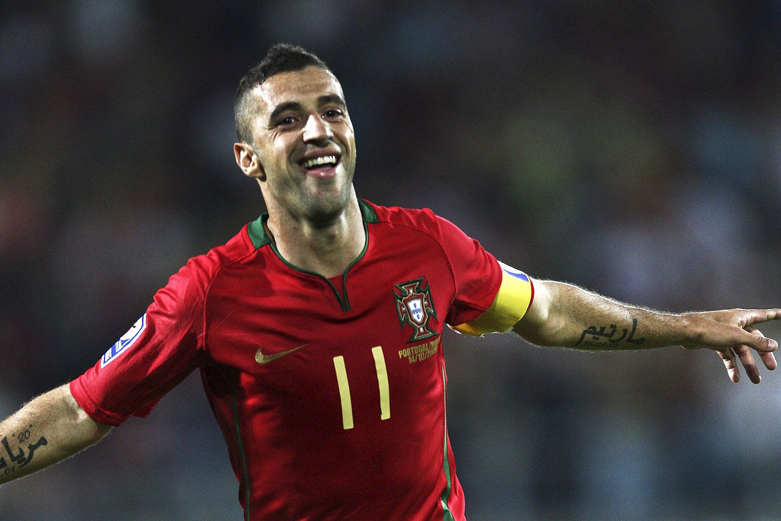 Simao celebra el gol ante Malta