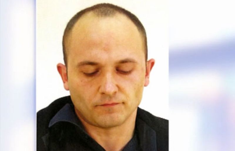 Las Fuerzas de Seguridad registran el piso de Elizarán y San Vicente en Francia