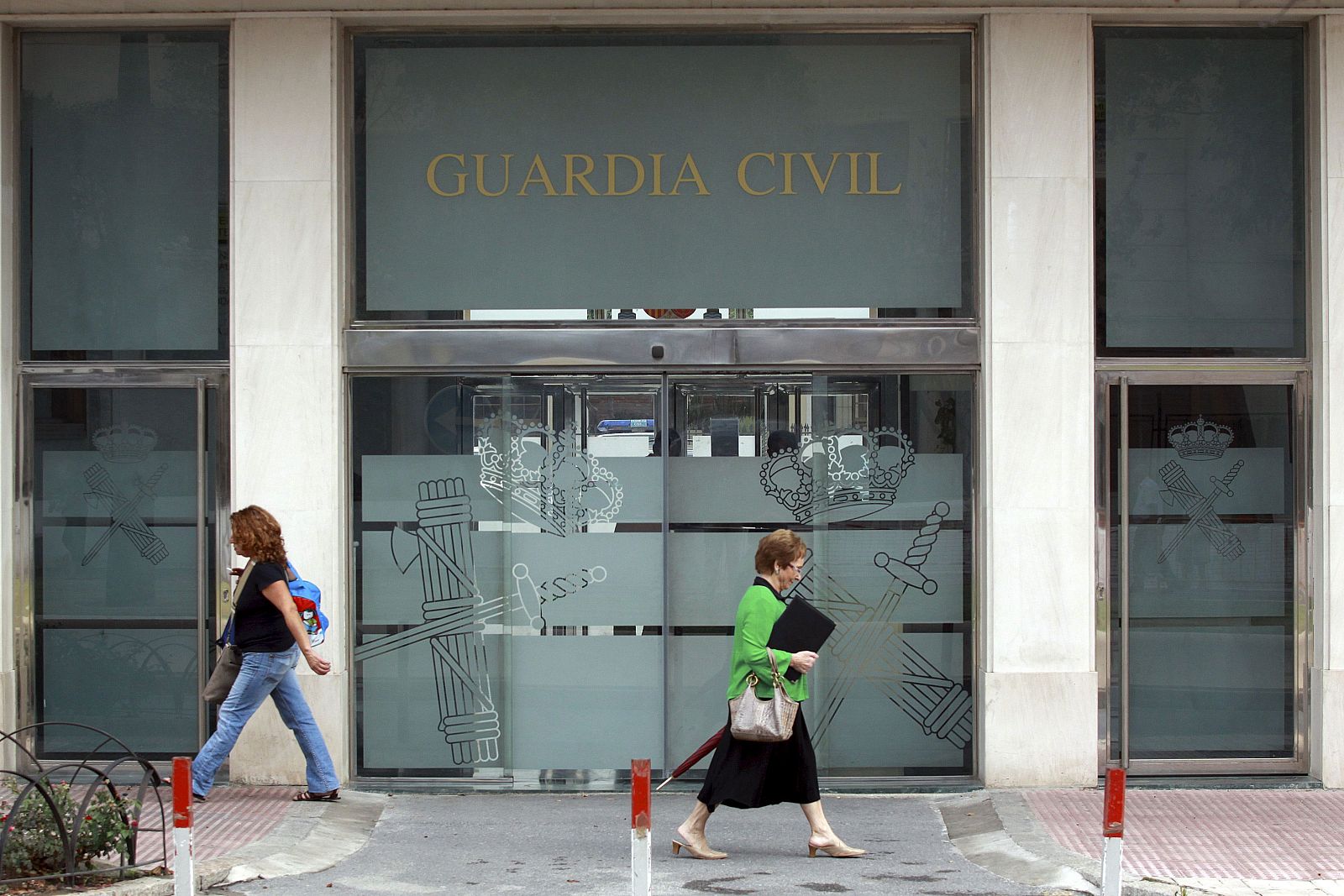 IMPUTADOS EN CORRUPCIÓN URBANÍSTICA EN ALMOGÍA declaran en la comandancia de la Guardia Civil de Málaga