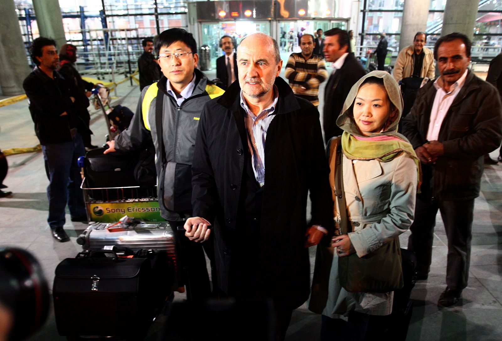 INSPECTORES DE LA OIEA VISITAN UNA PLANTA DE ENRIQUECIMIENTO DE URANIO EN IRÁN