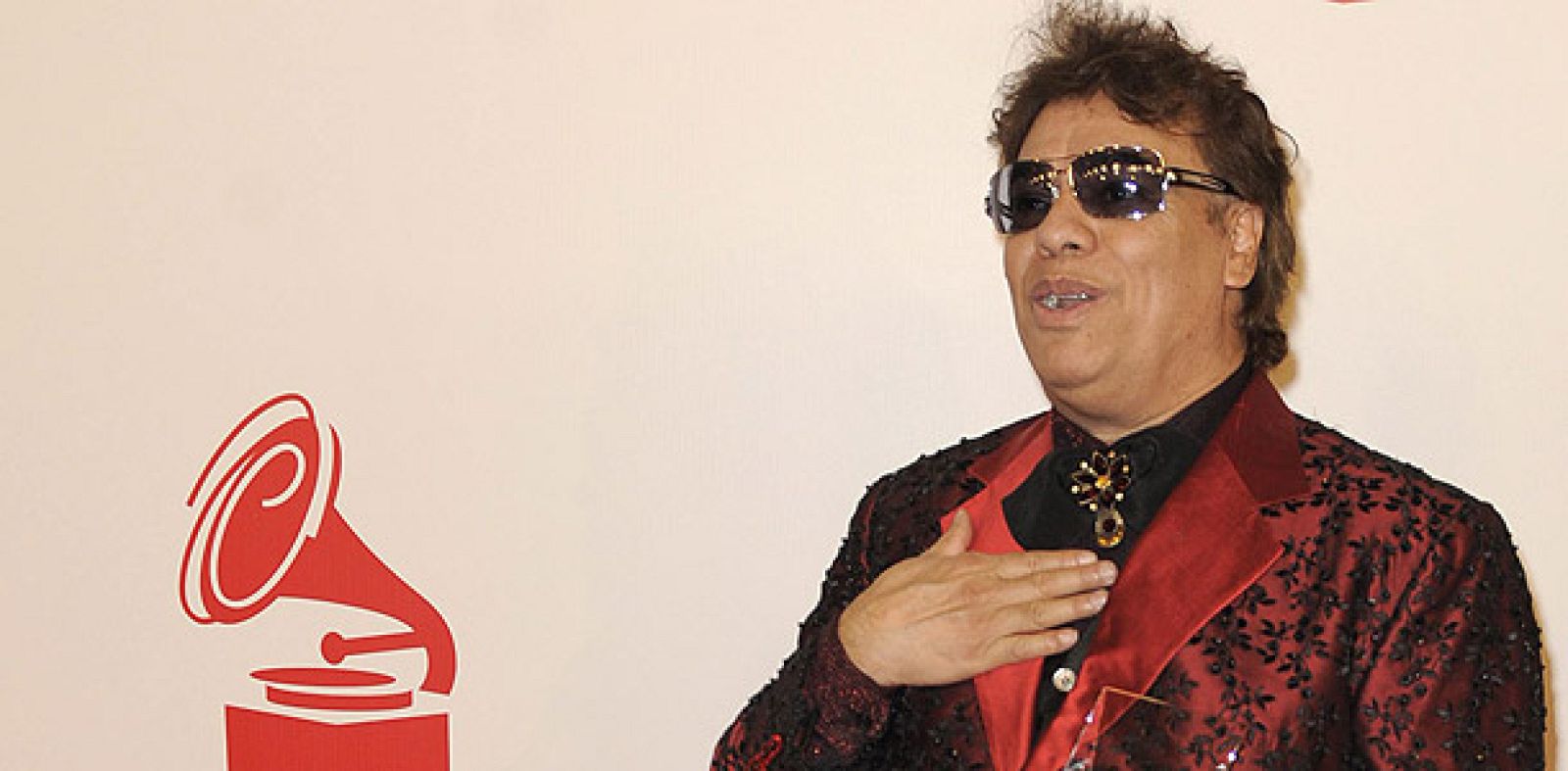 Grammy latino: El mexicano Juan Gabriel recibe el premio a la Persona del año 2009