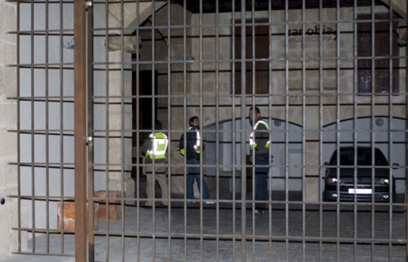 La Guardia Civil registra el 'palacete' del ex-presidente del gobierno balear, Jaume Matas