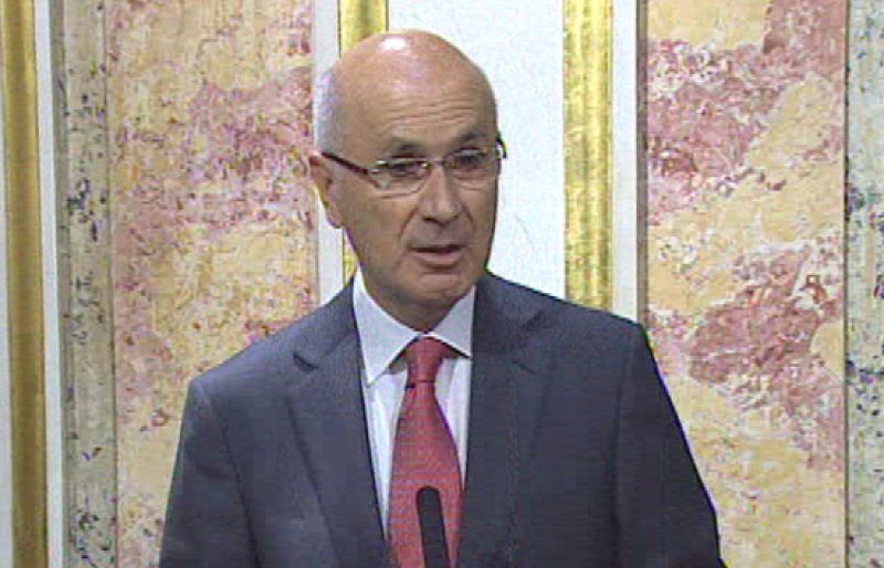 PSOE y PP destacan el perfil de "consenso, plural y con experiencia" de Oliart para presidir RTVE