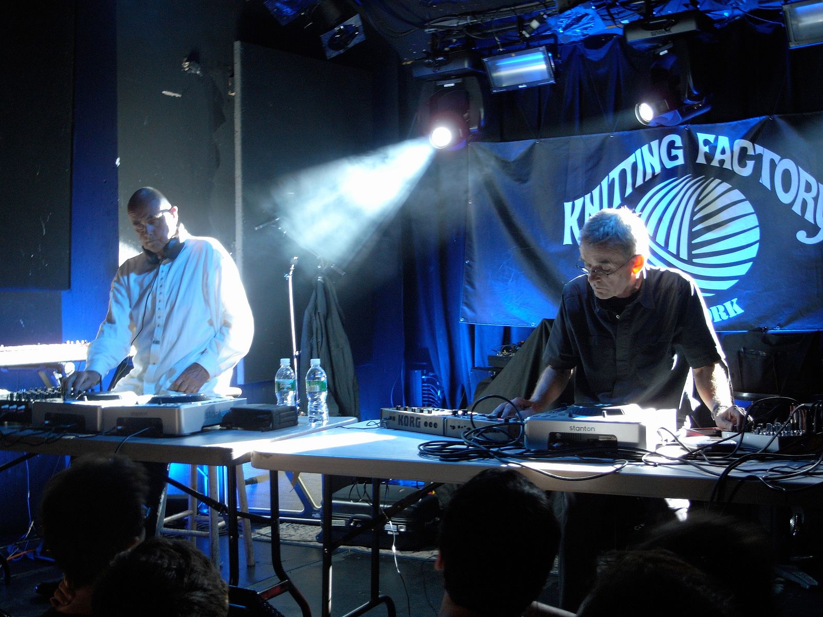 metropolis experimenta08 cluster