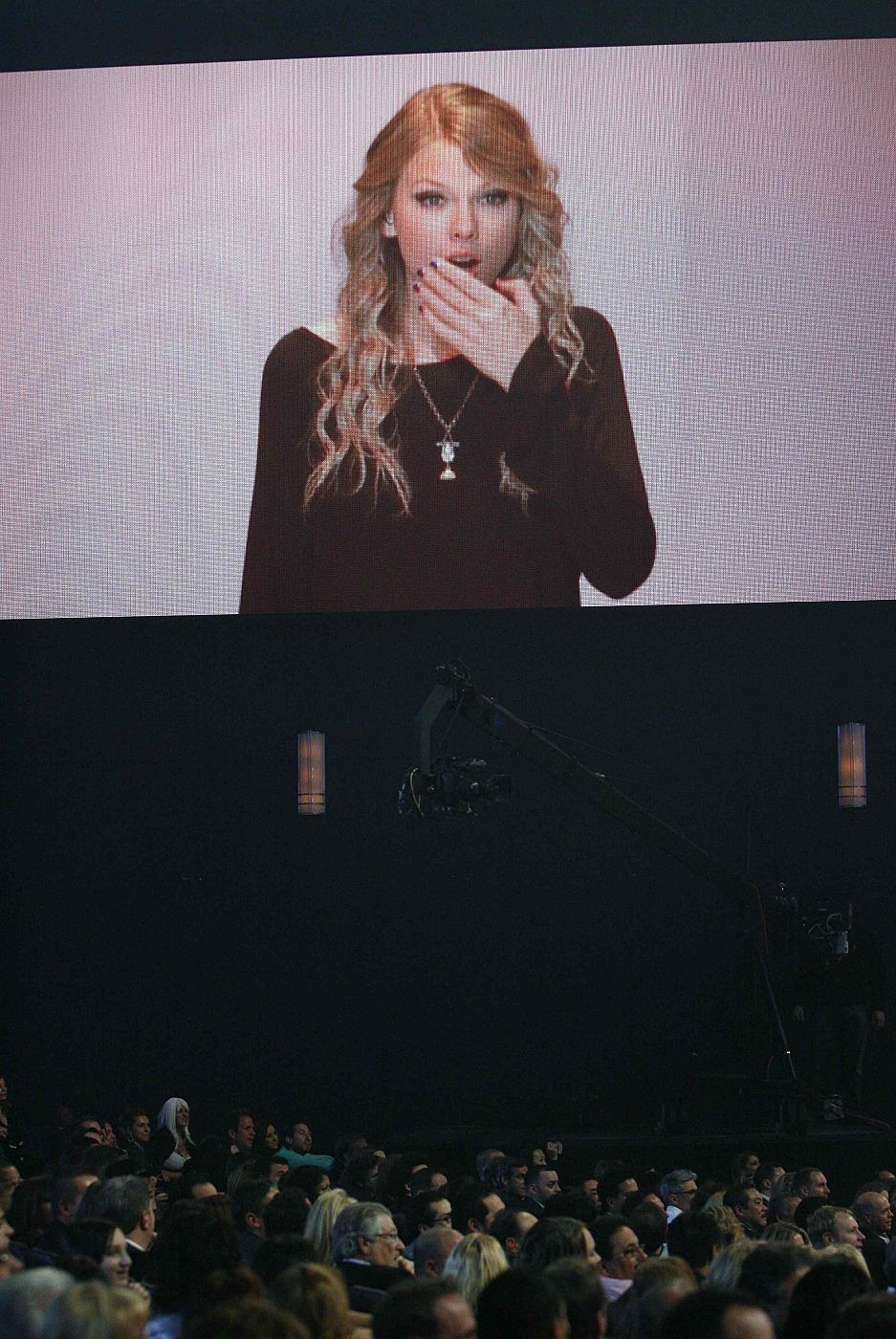 Taylor Swift se sorprende al conocer su premio a Mejor artista del año