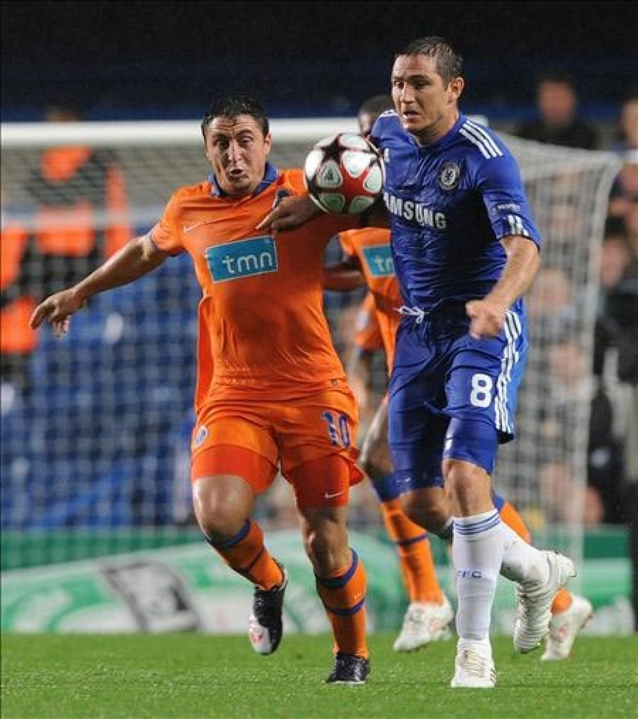 Lampard, ante el Oporto