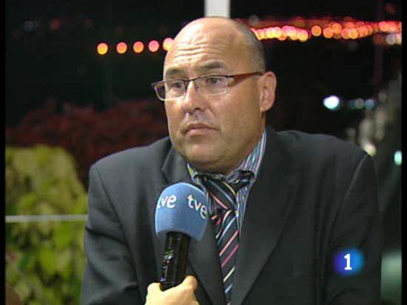 El padrastro de la niña de Tenerife recibe asistencia médica al estar "derrumbado"