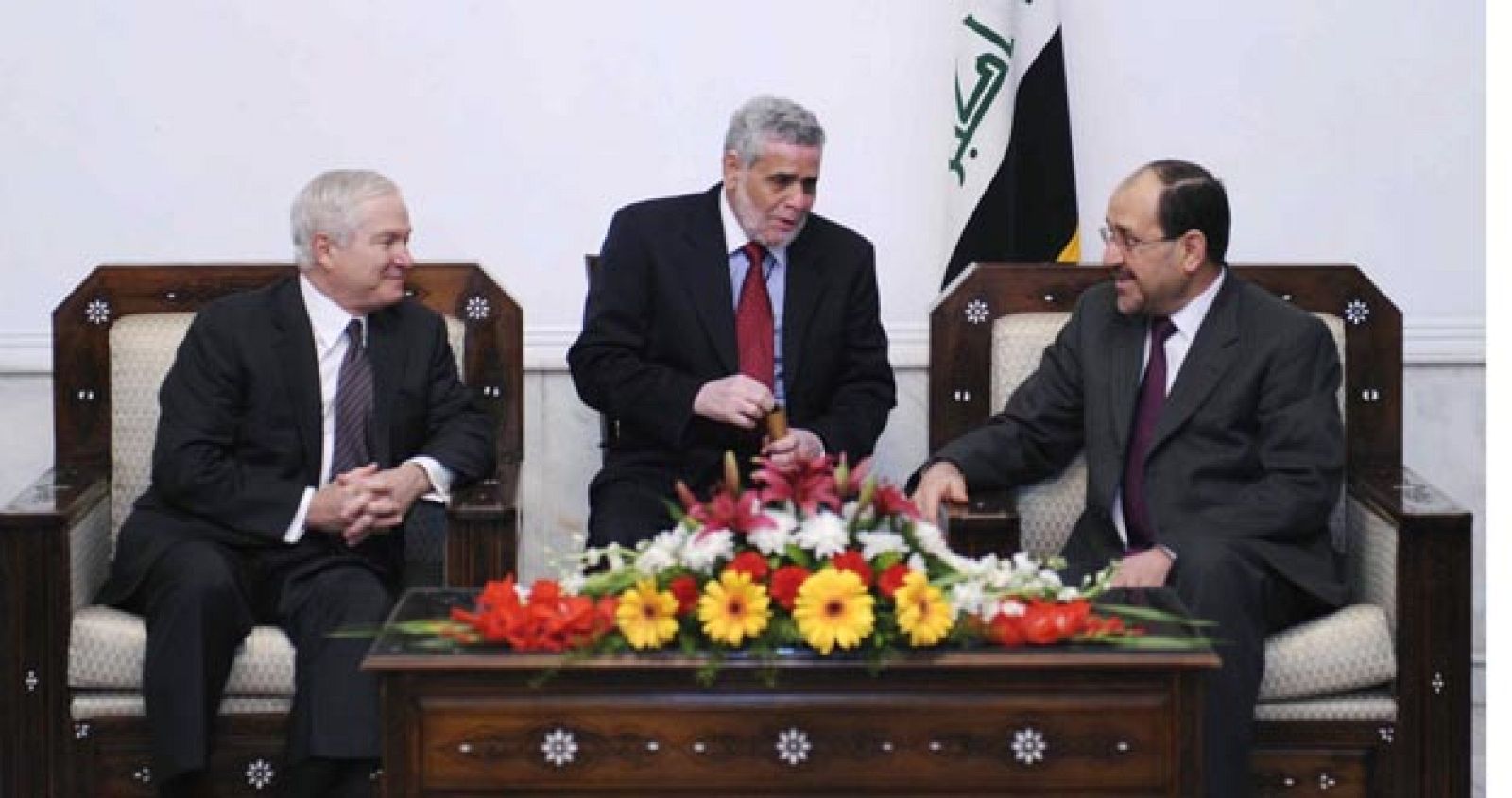 Nuri al-Maliki y Robert Gates en Bagdad