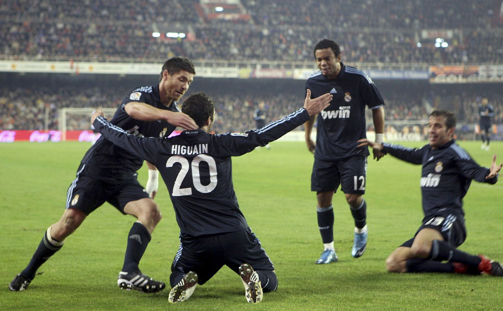 VALENCIA - REAL MADRID