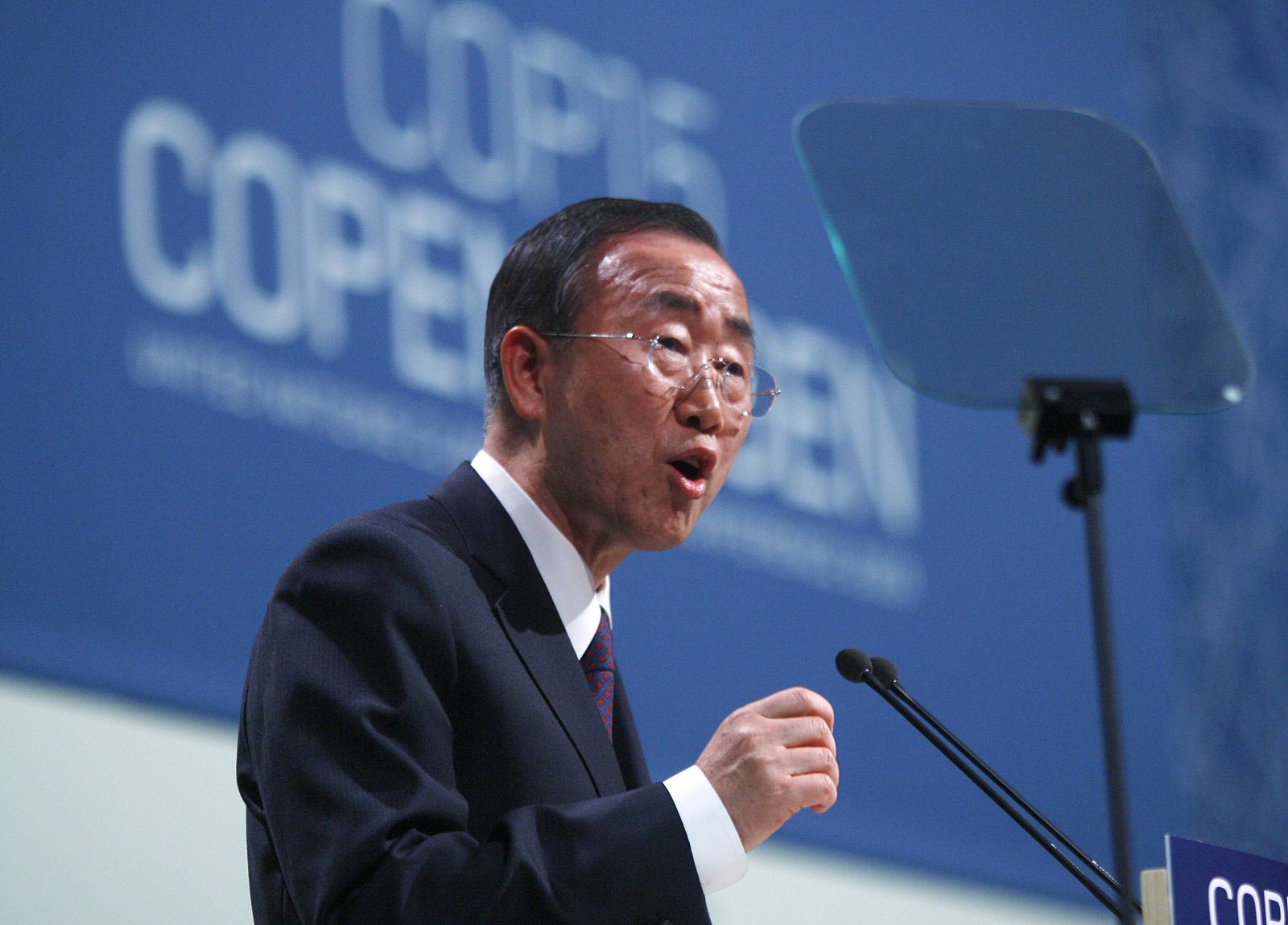 UN Secretary-General Ban Ki-moon delivers the opening speech of the high-level segment of the UN Climate Change Conference 2009 in Copenhagen