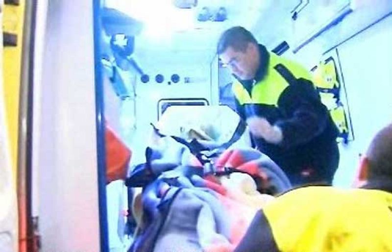 Aminatu Haidar ingresa voluntariamente en un hospital tras 32 días en huelga de hambre