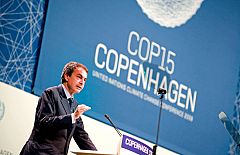 Zapatero exige a EE.UU. y a China que "no eludan su responsabilidad" en Copenhague