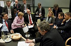 La Cumbre del Clima se cierra con un acuerdo de mínimos suscrito por EE.UU, la UE y China